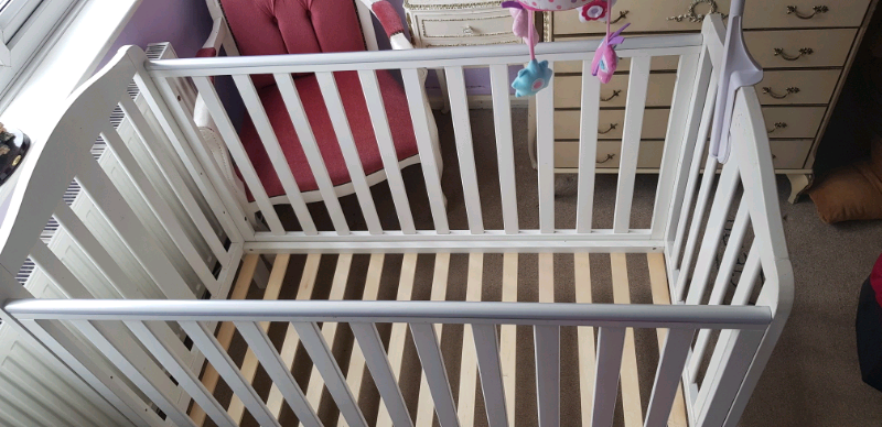 mothercare hampstead cot bed
